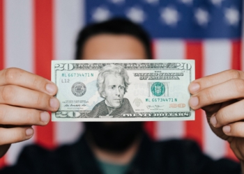 Solana - The United States faces a recurring challenge known as the debt ceiling crisis, which arises when the government's borrowing reaches the statutory limit set by Congress. This situation can have far-reaching consequences for the economy and financial markets. In this blog post, we will explore an article by The Economist Intelligence Unit (EIU) that outlines four possible scenarios for how the debt ceiling crisis could unfold. How the Debt Ceiling Crisis Could Play Out: Four Scenarios